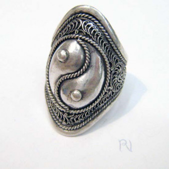 Fingerring Yin Yang in filigran Muster, Silber