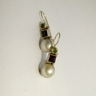 Ohrhänger Perle mit 2 quadratischen Steinen, Silber